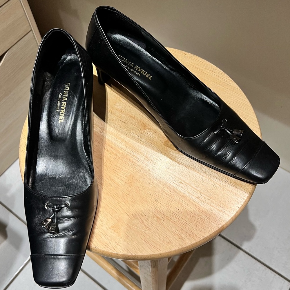 Sonia Rykiel Black Leather Square-Toe Low Heel Pumps